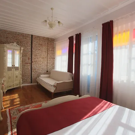 Hotell Cavlihane 1885 3*