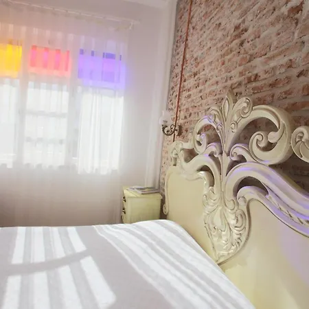 Cavlihane 1885 Hotel